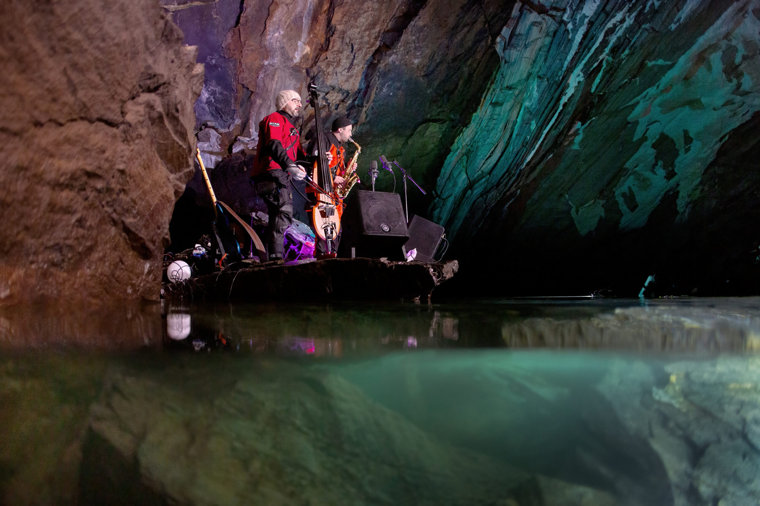 Short version of Plura Cave Concert Live